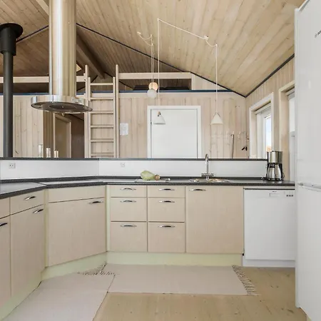 Hjorring With A Fireplace 09 * הייורינג