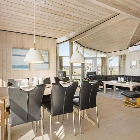 Hjorring With A Fireplace 09 *