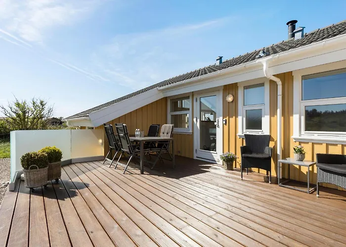 With A Fireplace 09 Сasa de vacaciones